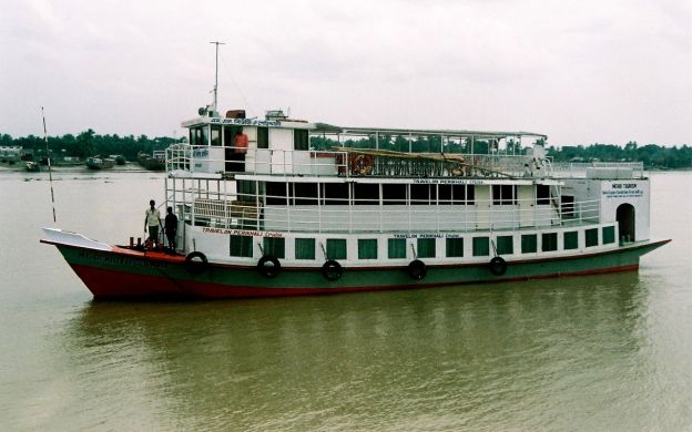 river cruise in kolkata